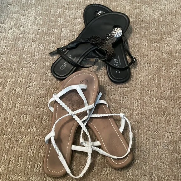 Sandals - Picture 9 of 10